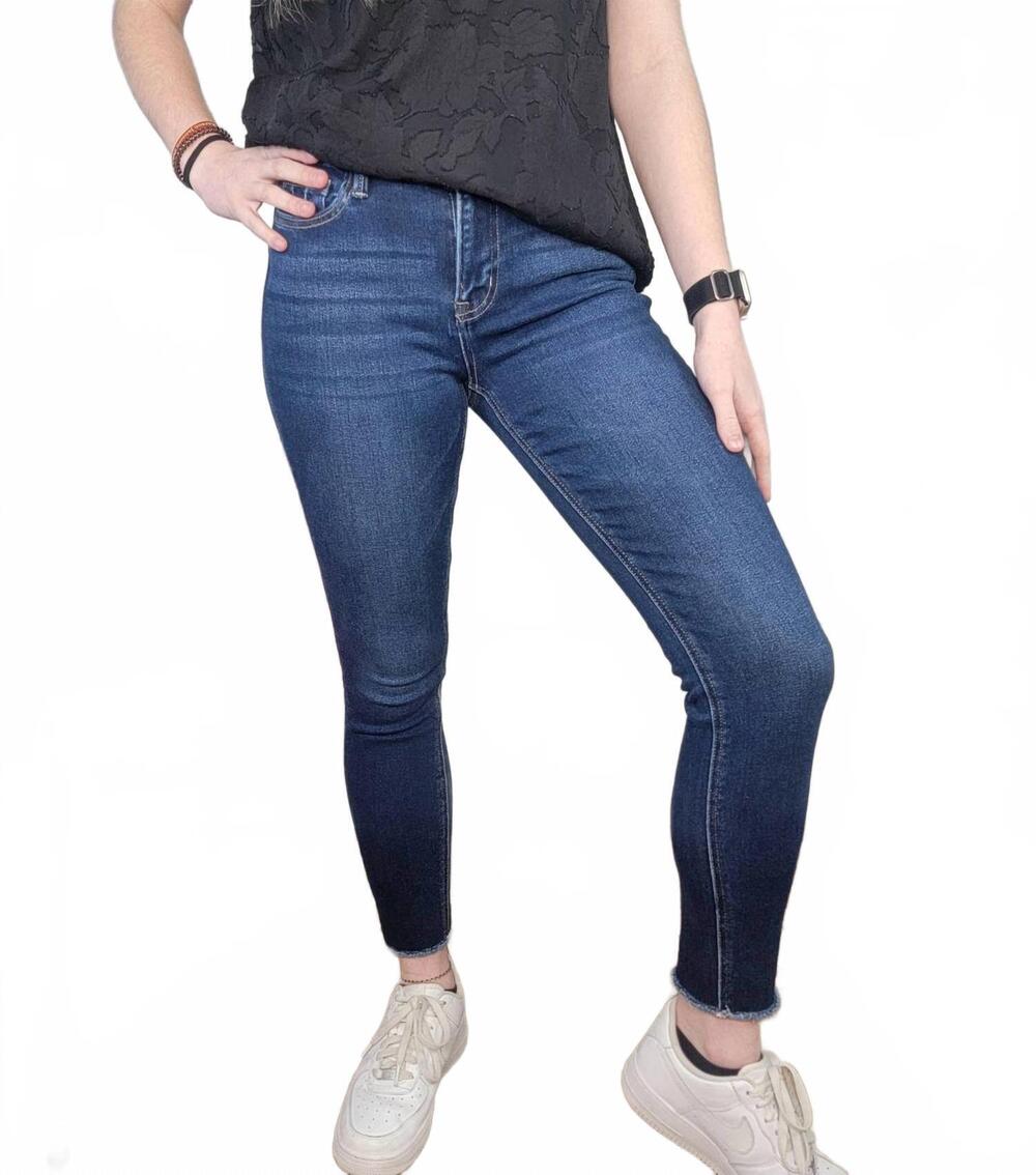 NEW VERVET BY FLYING MONKEY emerson skinny jeans in dark wash